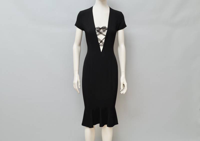 1990Er Jahre Future Ozbek By Rifat Schwarzes Crêpe Kleid Mit Tiefem Geschnürtem V-Ausschnitt von QuerelleDesFemmes