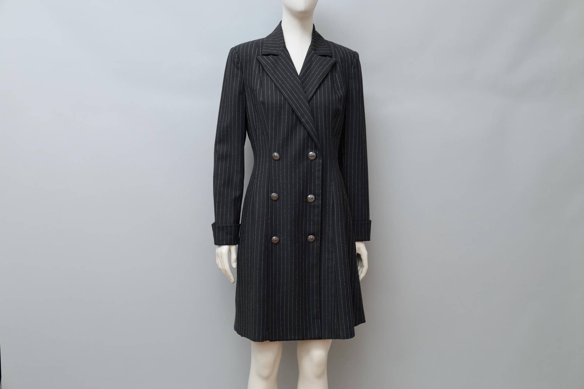Anfang Der 1990Er Jahre Norma Kamali Lady Godiva Zweireihiger Nadelstreifenmantel - Small/Medium von QuerelleDesFemmes
