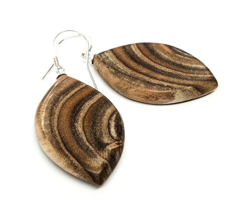 Blatt Geformte Holz Natürliche Ohrringe Mit 925 Silber Ohrdraht/Holzohrringe Schmuck Blatt Geformte Holz Natürliche Ohrringe Mit 925 Silber Ohrdraht/Holzohrringe Schmuck von QueseraPL