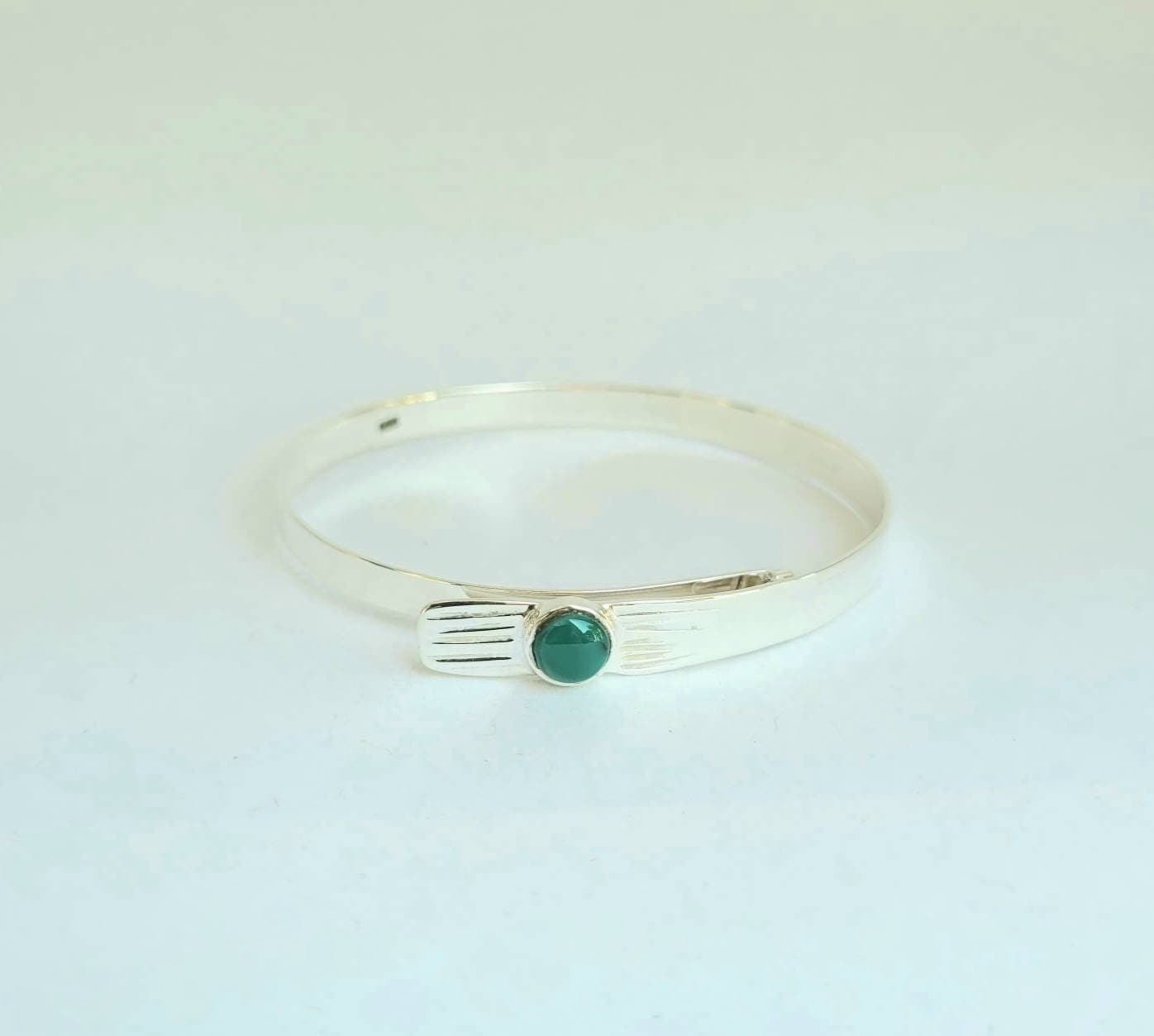 Massives Silberarmband Mit Türkisfarbenem Verschluss von QuetzalCreation