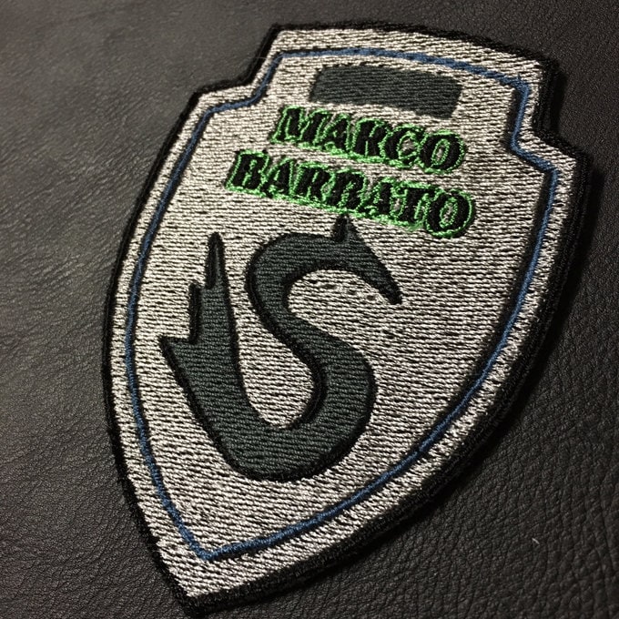 Verlorene Dimension Marco Barbato Cosplay Patch von QuidVis