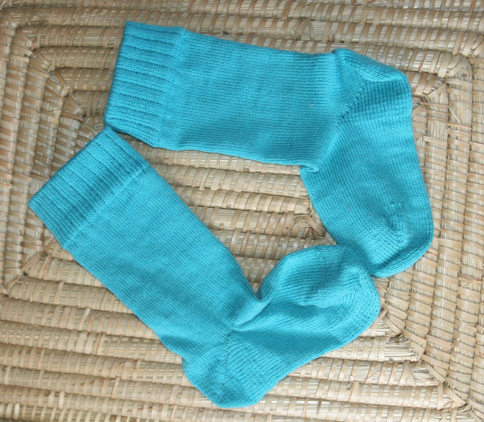 Handgefertigte Türkis Socken Damen Größe 37 Handgefertigte Türkis Socken Damen Größe 37 von QuietStorytellers