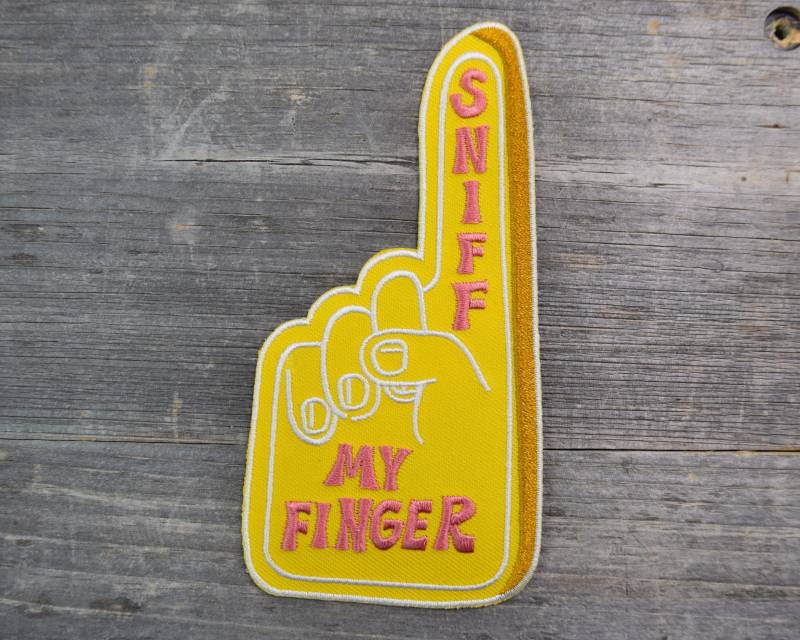 Sniff My Finger Bestickter Aufnäher von QuietTideGoods