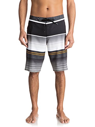 Quiksilver Men's Everyday Stripe Vee 21 Boardshort von Quiksilver