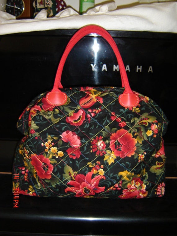 Große Rote Blumen-Einkaufstasche Alltags-Bag, Windeltasche von QuiltNCrochet