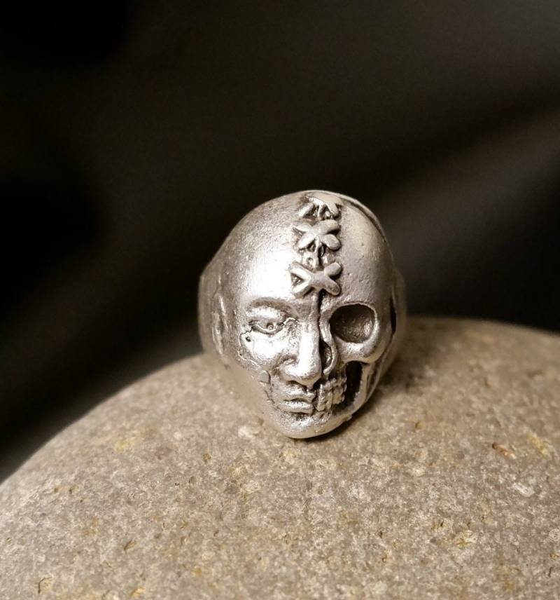 Punk Double Face Ring - Face Unikat Statement Chunky Unisex Skull Halber Gesichtsring Verstellbar Qd90 von QuipoTR