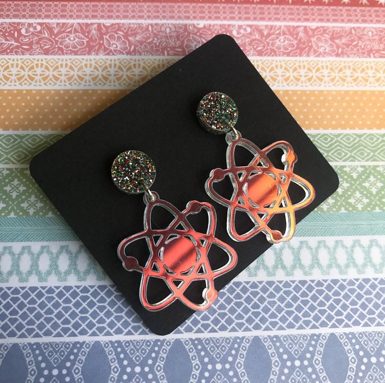 Schillernde Atom Ohrringe Schillernde Atom Ohrringe von QuirkyTurkeyDesigns