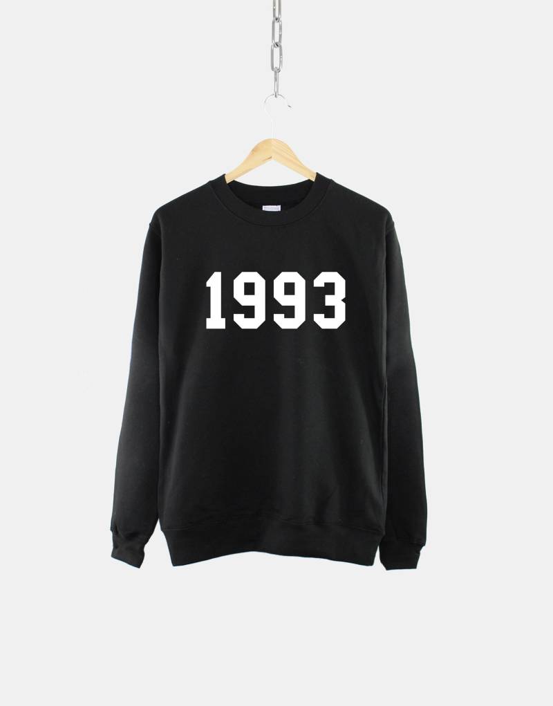 1993 30Th Birthday Sweatshirt - Made in Year Numbers Sweater von QuriousShop
