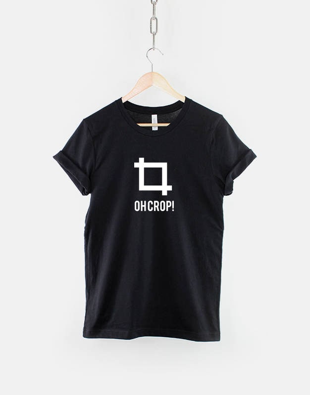 Oh Kropf Grafik Designer - Fotograf T-Shirt von QuriousShop