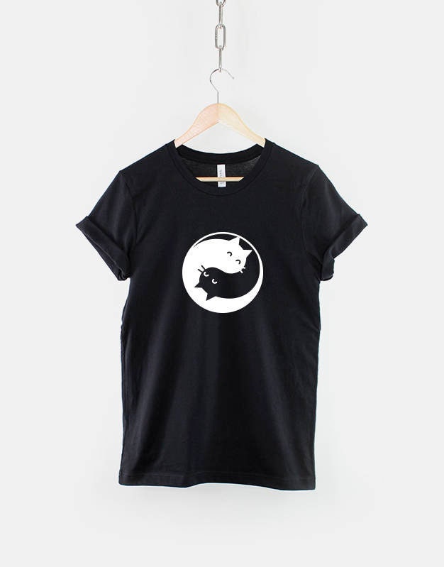 Yin Yang Katzen T-Shirt Zen Liebhaber Geschenk Yin Yang Katzen T-Shirt Zen Liebhaber Geschenk von QuriousShop