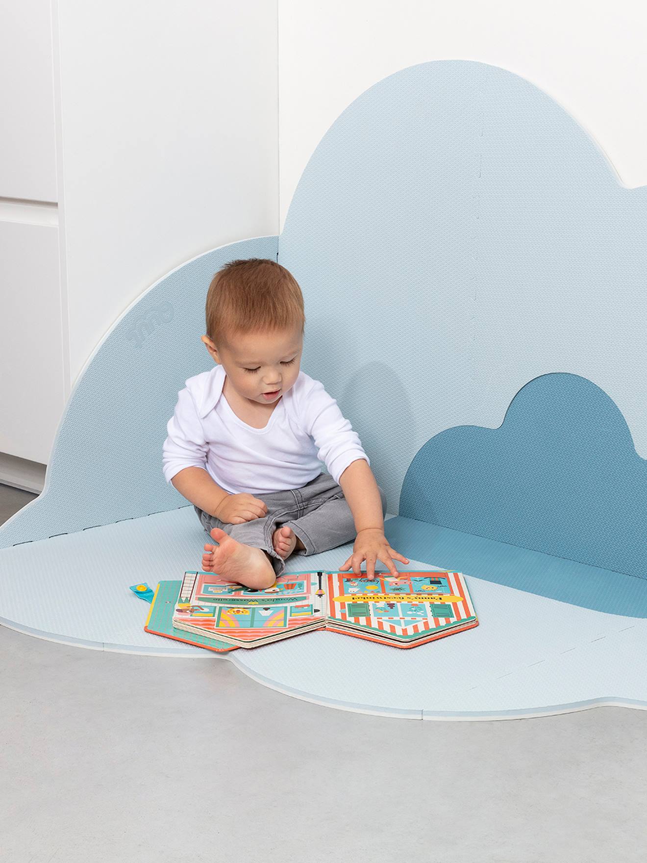 Großer Baby Spielteppich WOLKE QUUT von Quut