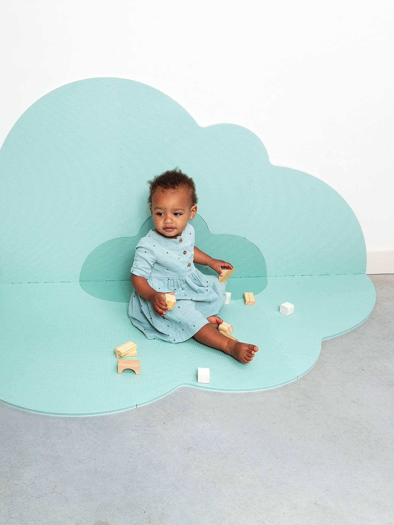 Großer Baby Spielteppich WOLKE QUUT von Quut