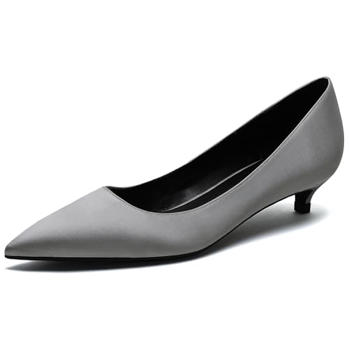 Qynthra Hochzeitsabsätze Damen Kitten Absatz Spitze Zehe Satin Pumps Für Braut Und Zeremonie Klassische Schleifendetail Bequeme Einlegesohle,Silber,43 EU von Qynthra