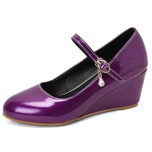 Qynthra Mary Jane Keilabsatz Schuhe aus Lackleder für Damen mit Kristall Anhänger und Knöchelriemen für Hochzeit Party und Formelle Anlässe,Lila,39 EU Qynthra Mary Jane Keilabsatz Schuhe aus Lackleder für Damen mit Kristall Anhänger und Knöchelriemen für Hochzeit Party und Formelle Anlässe,Lila,39 EU von Qynthra