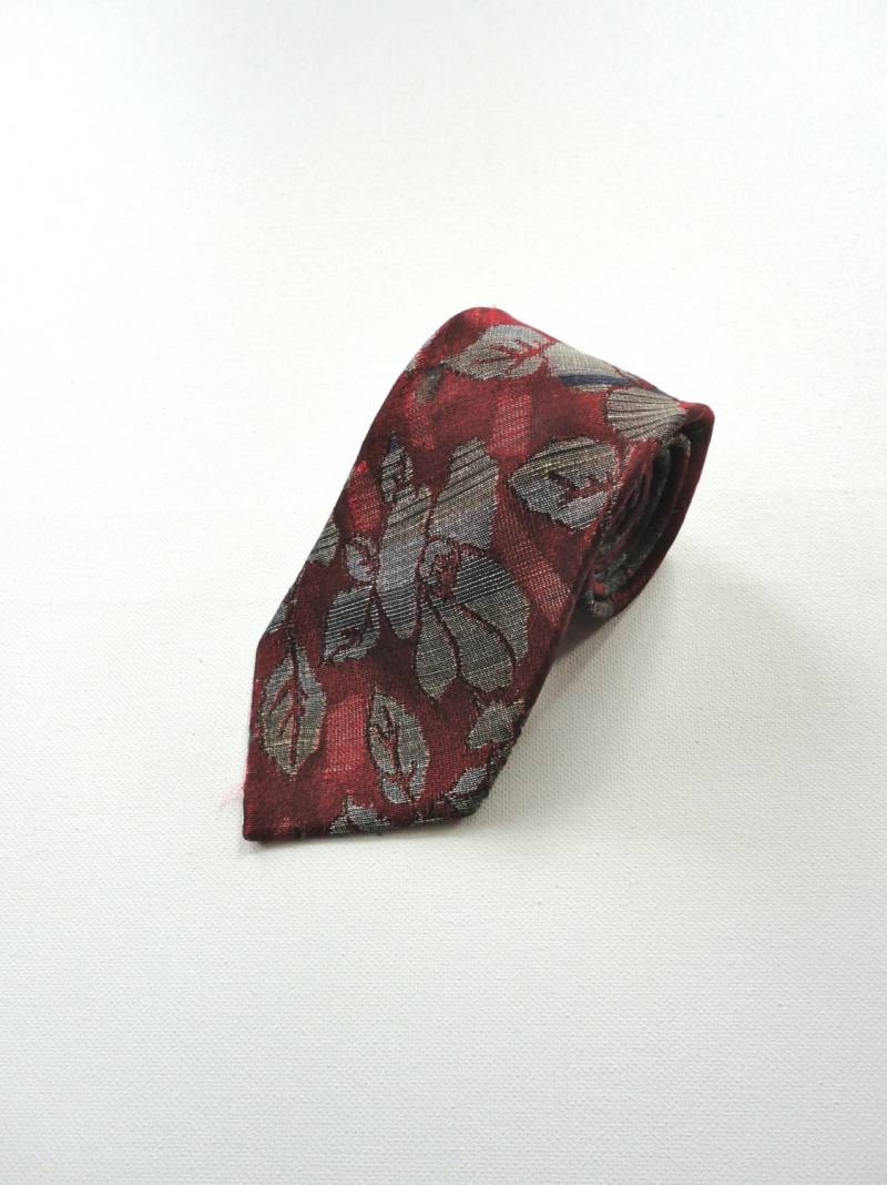 Bullocks Seide/Leinen Blumen Print Krawatte. Italien von RACQUETSOCIETY