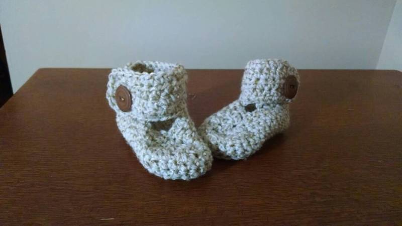 Gehäkelte Baby Booties Für Jungen Oder Mädchen Geschenk Geradlinig Stiefel von RADZCreations