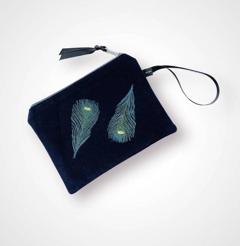 Marine Samt Pfauenfeder Zip-Beutel Handgefertigte Handbedruckte Tasche Marine Samt Pfauenfeder Zip-Beutel Handgefertigte Handbedruckte Tasche von RAINAATELIER