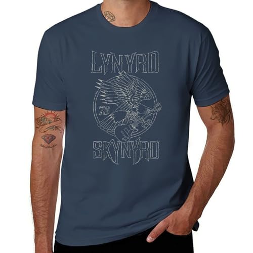Herren klassischer Baumwolle T-Shirts Lynyrd Logo Grafik Druck Skynyrd Tshirt Rundhalsausschnitt Kurzarm T Shirt Sommer Lässiges Band Tops für Männer Jungen Geschenk for Fans Herren klassischer Baumwolle T-Shirts Lynyrd Logo Grafik Druck Skynyrd Tshirt Rundhalsausschnitt Kurzarm T Shirt Sommer Lässiges Band Tops für Männer Jungen Geschenk for Fans von RAISTUIO