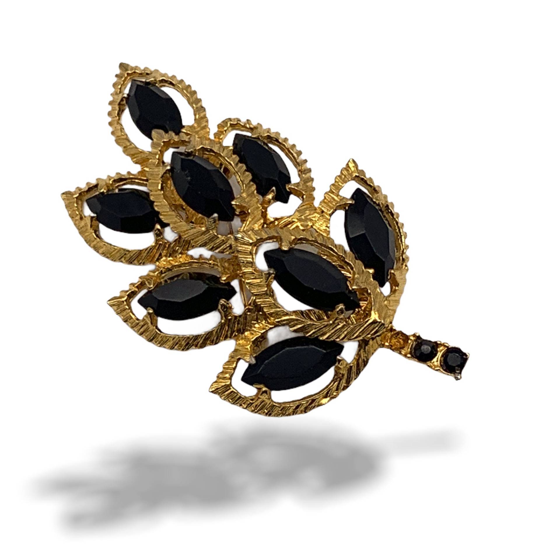 1950 Große Figurale Brosche Mit Schwarzen Blättern - Ansammlung Von Marquise-steinen Auf Goldfarbener Fassung Unsignierte Schönheit Art.323/3 von RAKcreations