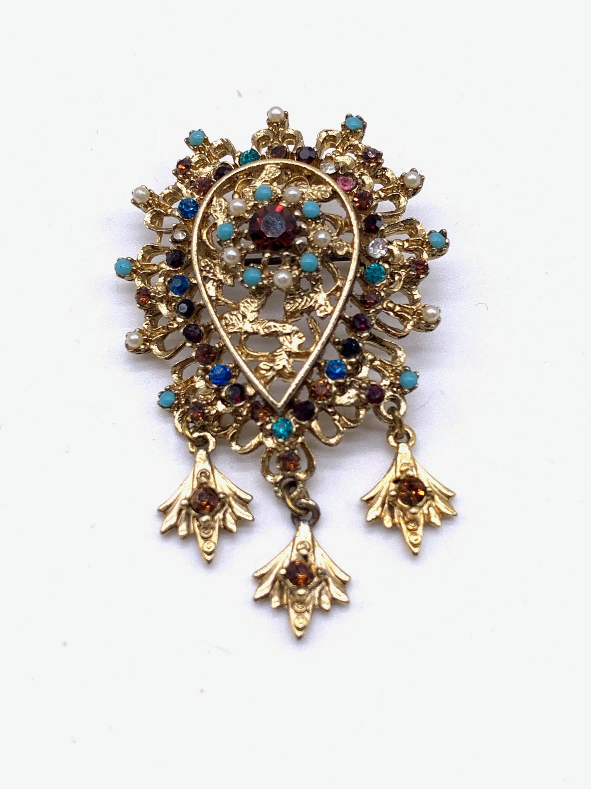 1950Er Renaissance Revival Brosche Mit Ohrhänger Imitation Türkis , Kleinen Perlen Und Straß - Art.141/4 von RAKcreations