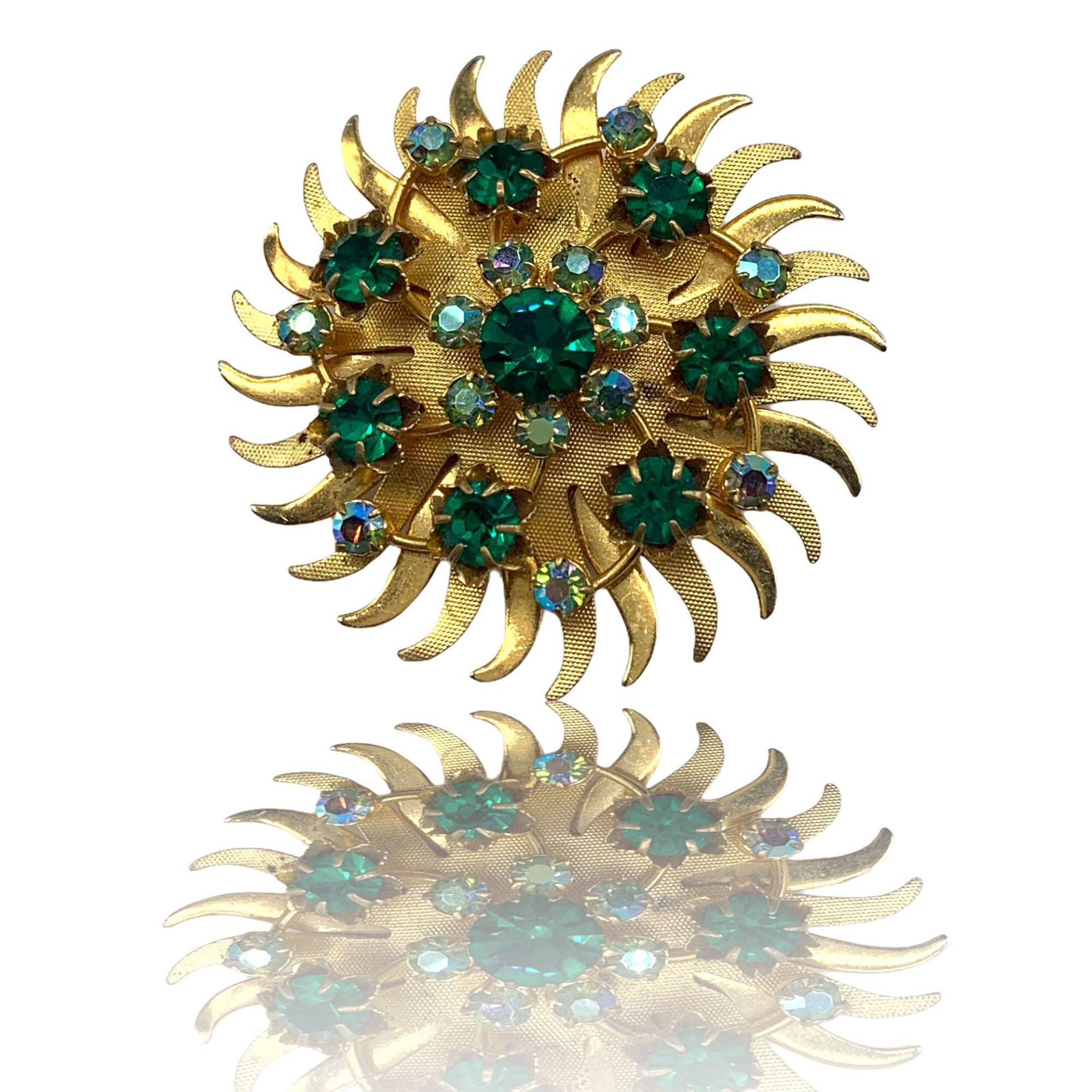 1950Er Vintage Schöne Große Goldtone & Smaragd Stein Brosche - Wunderschöne Qualität Ab Grüne Limette Kristall Art.786/3 von RAKcreations