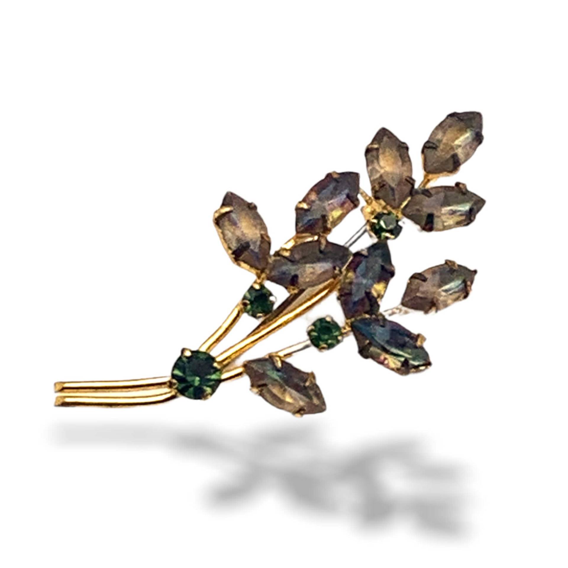 Eine Total Herrlich Funkelnde Jiuliana 1950Er Jahre Vintage Brosche Mit Umwerfenden Farben Zu Den Marquise Strasssteinen - Art.908/3 von RAKcreations