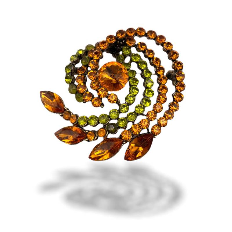 Fabelhafte Wirbelnde Orange Und Grüne Glas-strass Brosche - Luftige Wirbelstruktur, Mit Lebhaften Farben Geschmückt Art.739/5 von RAKcreations