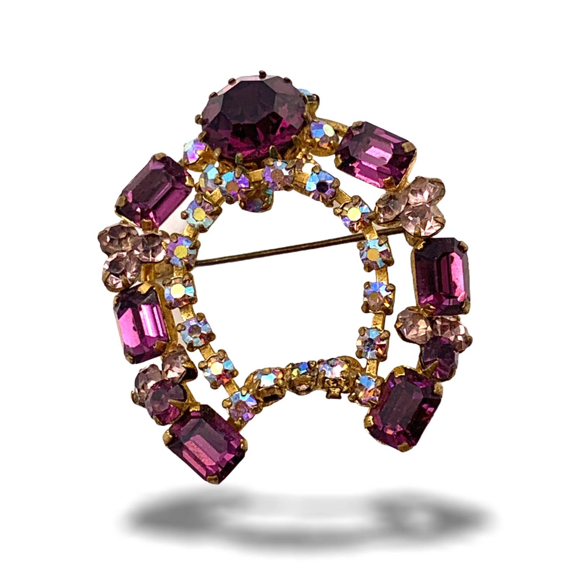 Hufeisen Brosche -Vintage 1950 Bringt Glück in Wunderschönem Helllila Und Kristall Ab-Art.668/2 von RAKcreations