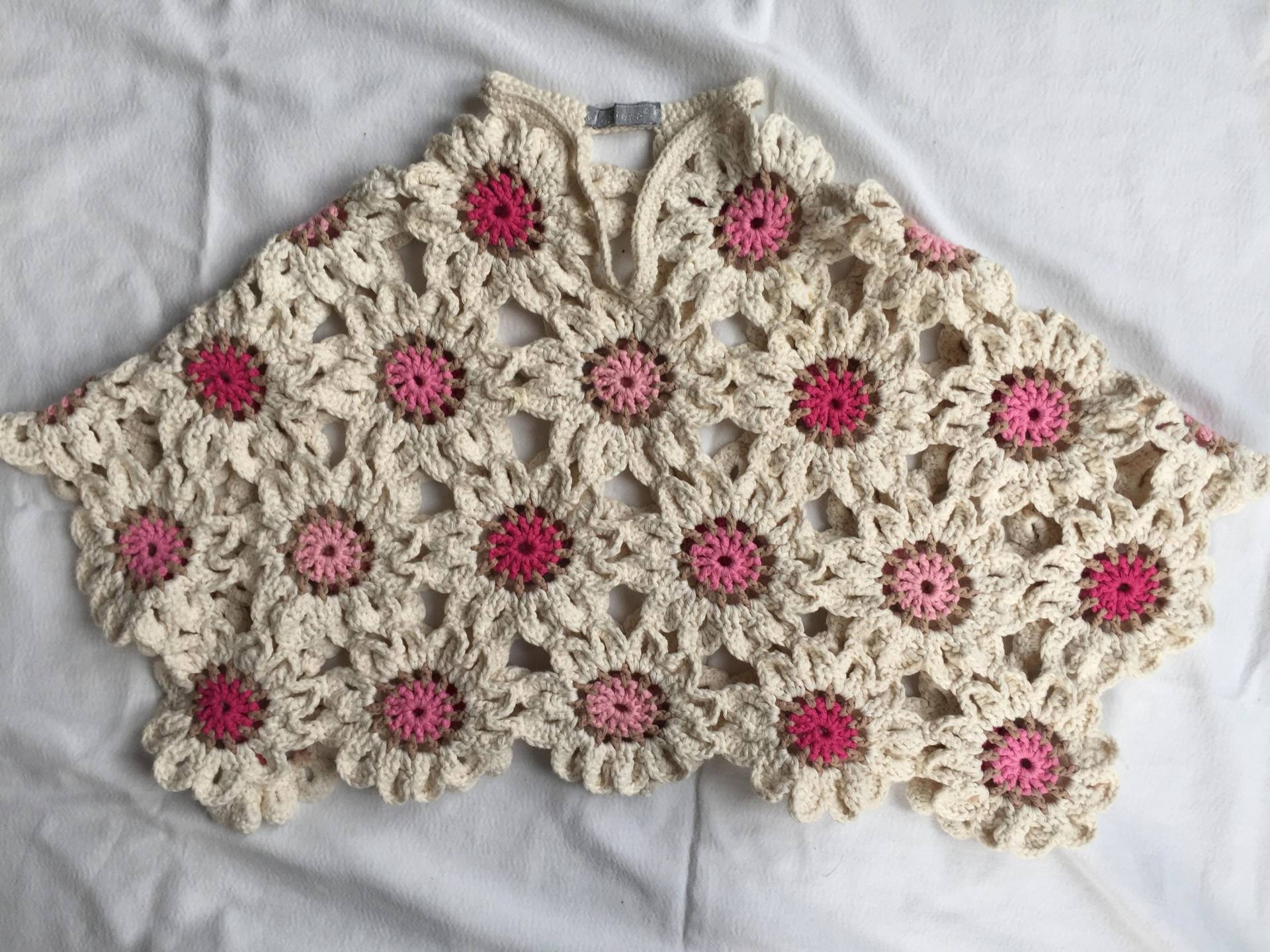 Poncho Für Mädchen Poncho Für Mädchen von RALICreatives