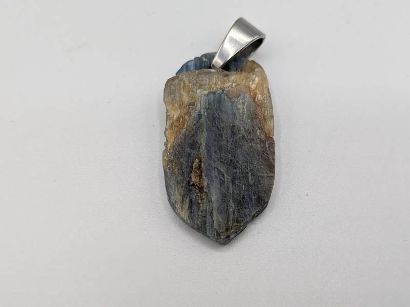 Blauer Kyanit Anhänger Blauer Kyanit Anhänger von RALPHundRolf