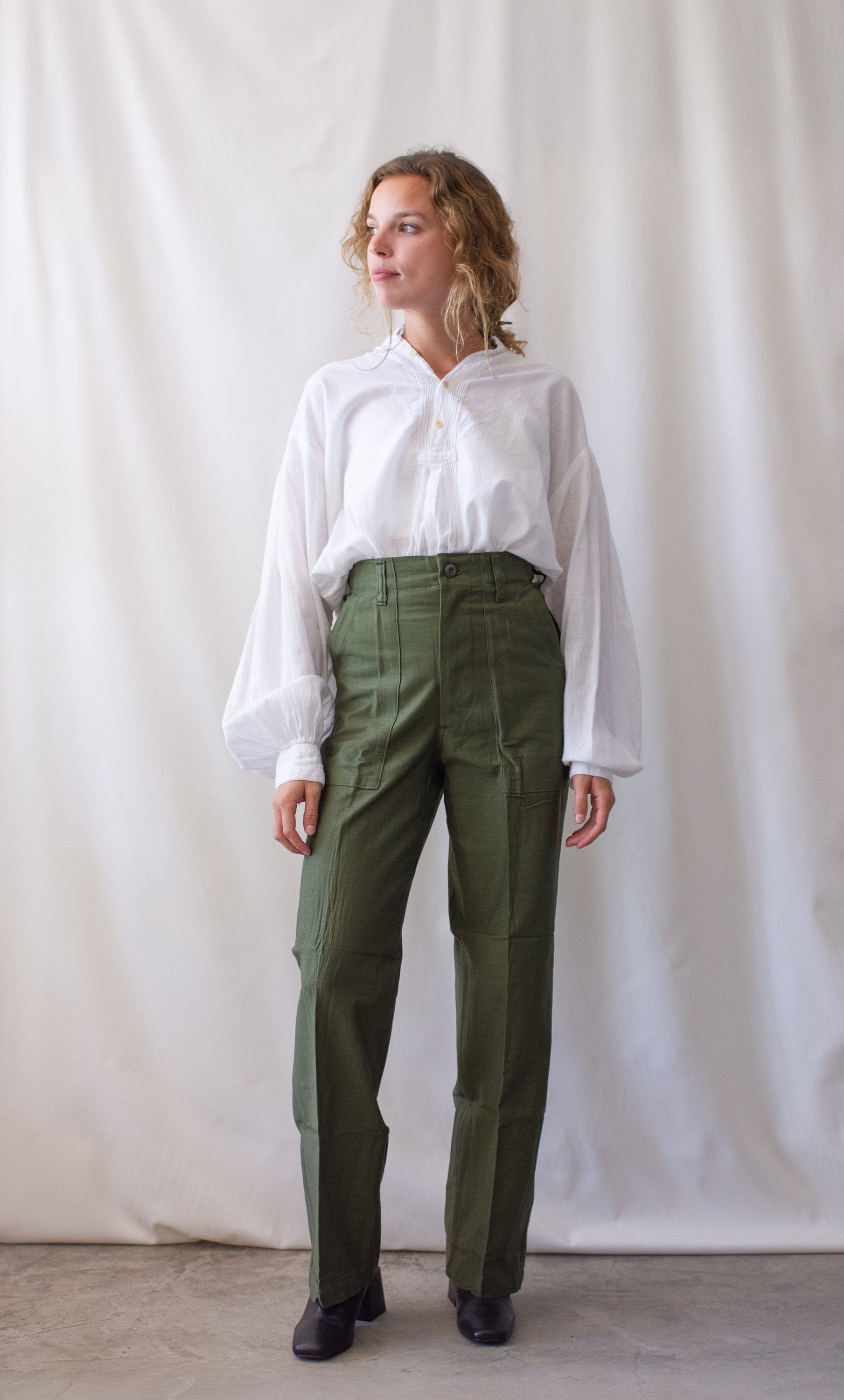 Vintage 25 Taille Army High Waist Hose | Og 107 100 Cotton Utility Army-Ermüdungserscheinungen Grüne Fatigue Slim-Hose Hergestellt in Den Usa von RAWSONSTUDIO