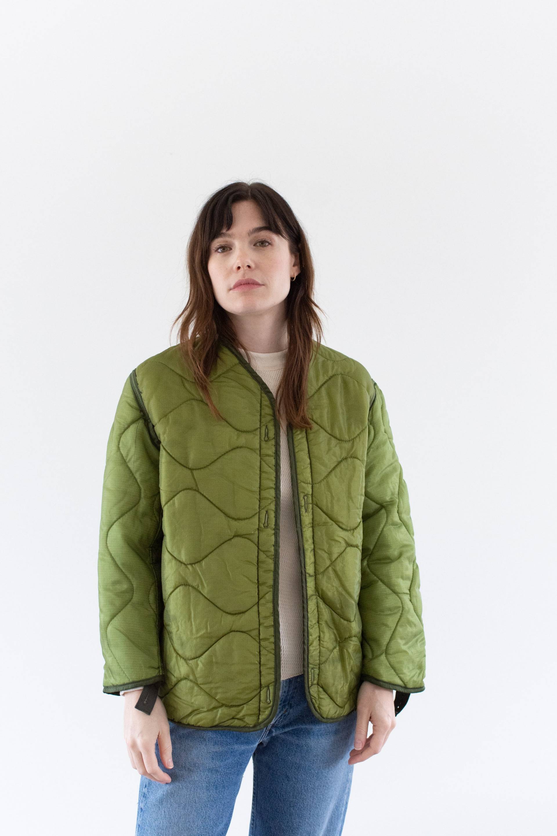 Vintage Celery Green Liner Jacke | Unisex Gewellter Gesteppter Nylonmantel S Li244 von RAWSONSTUDIO