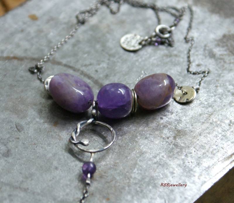 Amethyst Oxidierte Sterlingsilber-Rohe Sterlingsilber-Halskette Amethyst Oxidierte Sterlingsilber-Rohe Sterlingsilber-Halskette von RBBcuriosities