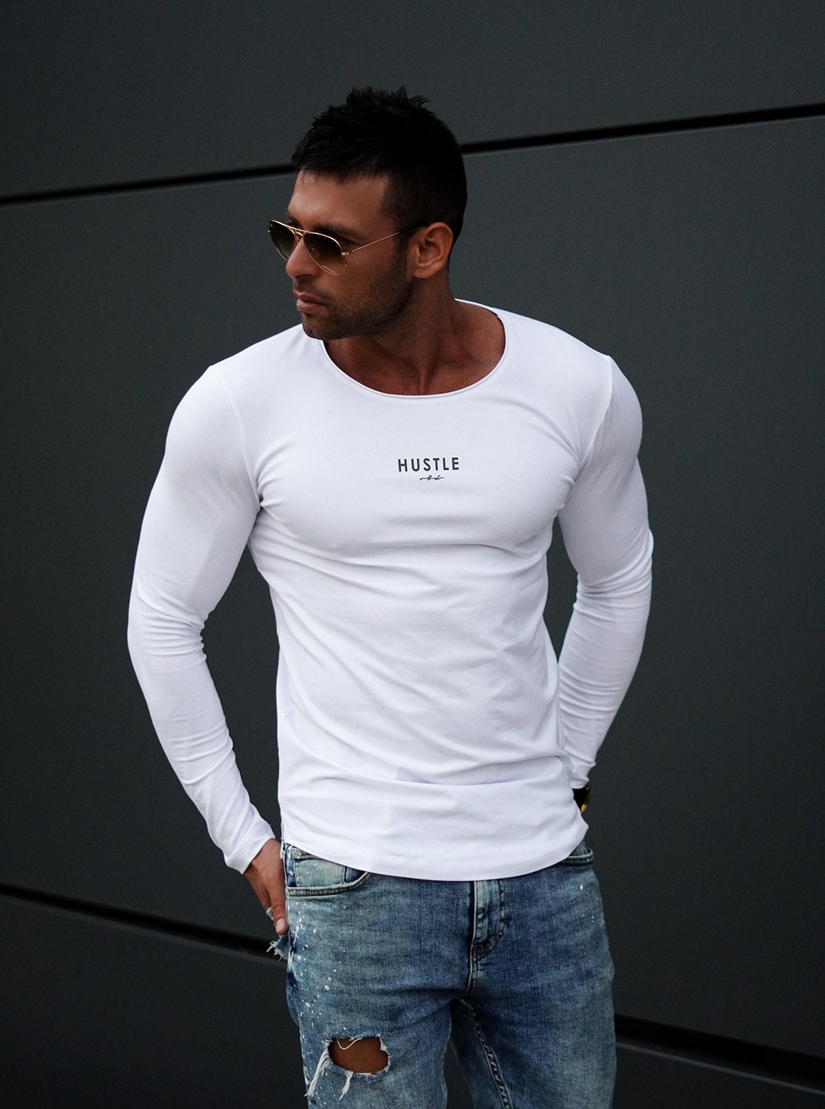 Herren Langarmshirt ""Hustle"" Motivation Slogan Boss, Ceo, Business Besitzer Geschenk/Beige, Armeegrün, Weiß Coole Fashion Slim Fit Oberteile von RBDesign89