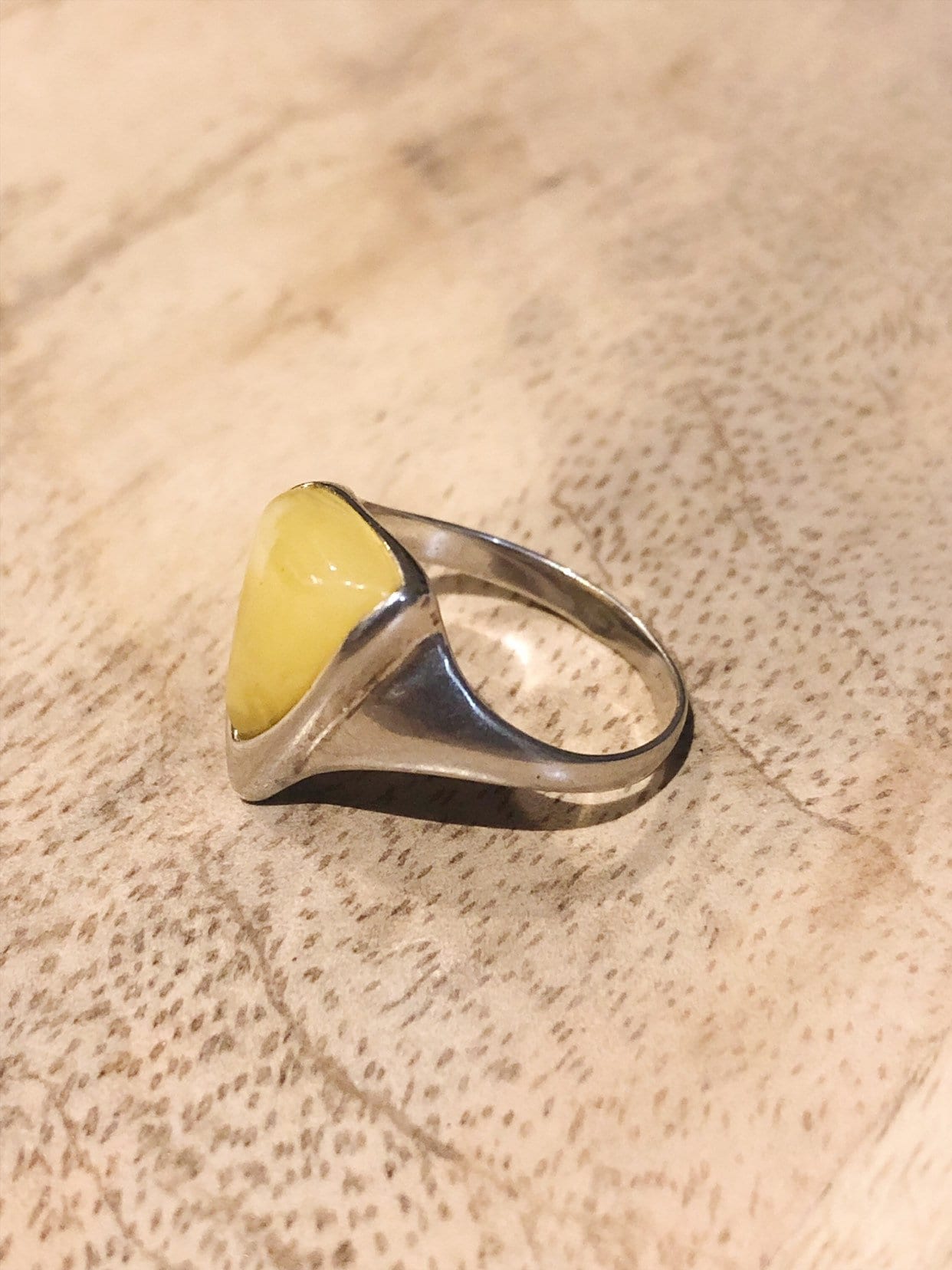 Bernsteinring, Solid 925 Silber, Bernstein-Silberring, Genuine Amber, Geschenkidea, Muttertagsgeschenk, Gemstein, Geschenk Für Sie Bernsteinring, Solid 925 Silber, Bernstein-Silberring, Genuine Amber, Geschenkidea, Muttertagsgeschenk, Gemstein, Geschenk Für Sie von RDJewelryStudio