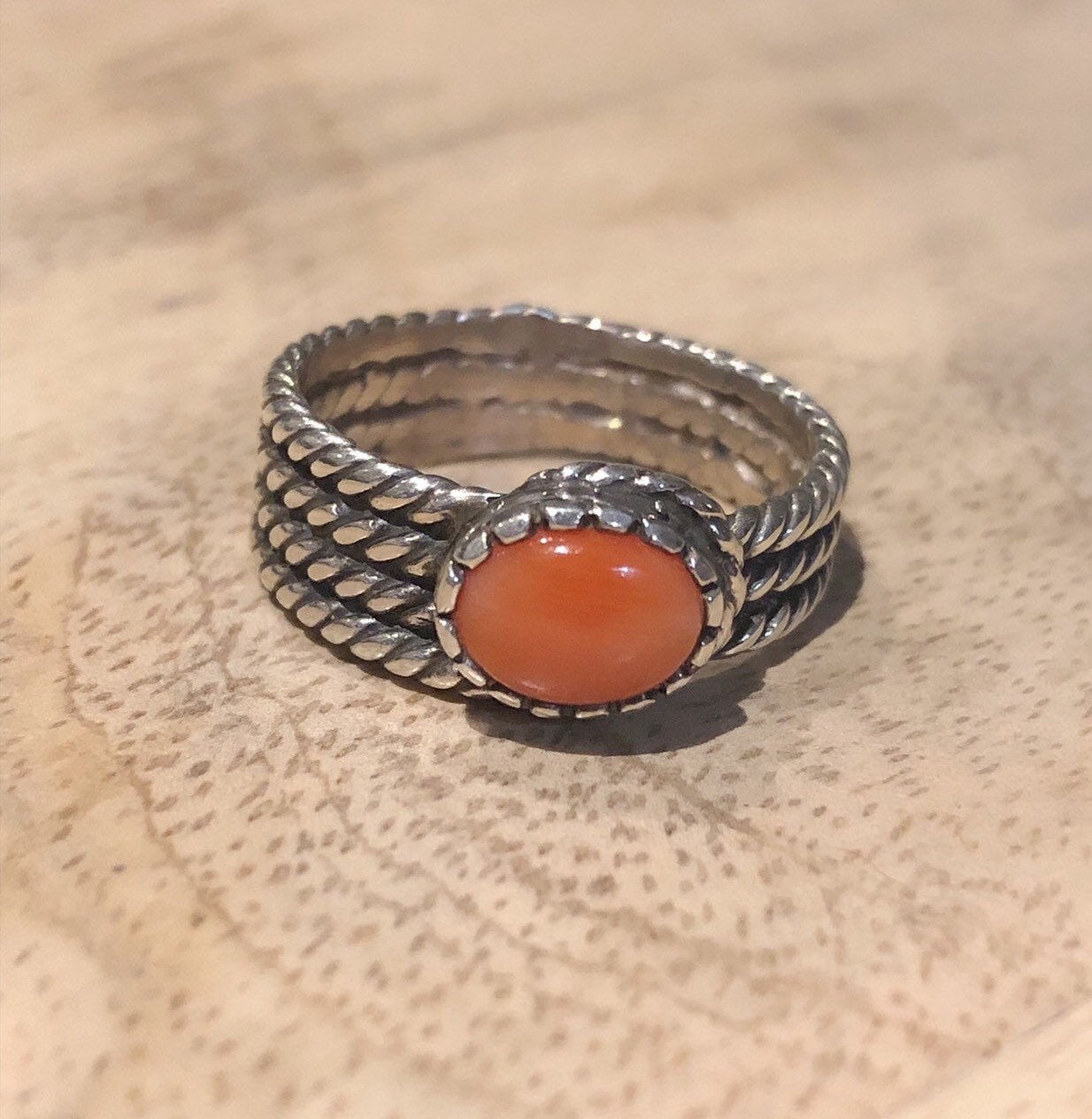 Korallenring, Korallenberring, Reger Silberring, 925 Naturstein, Modern Design Ring, Statement Ring Korallenring, Korallenberring, Reger Silberring, 925 Naturstein, Modern Design Ring, Statement Ring von RDJewelryStudio
