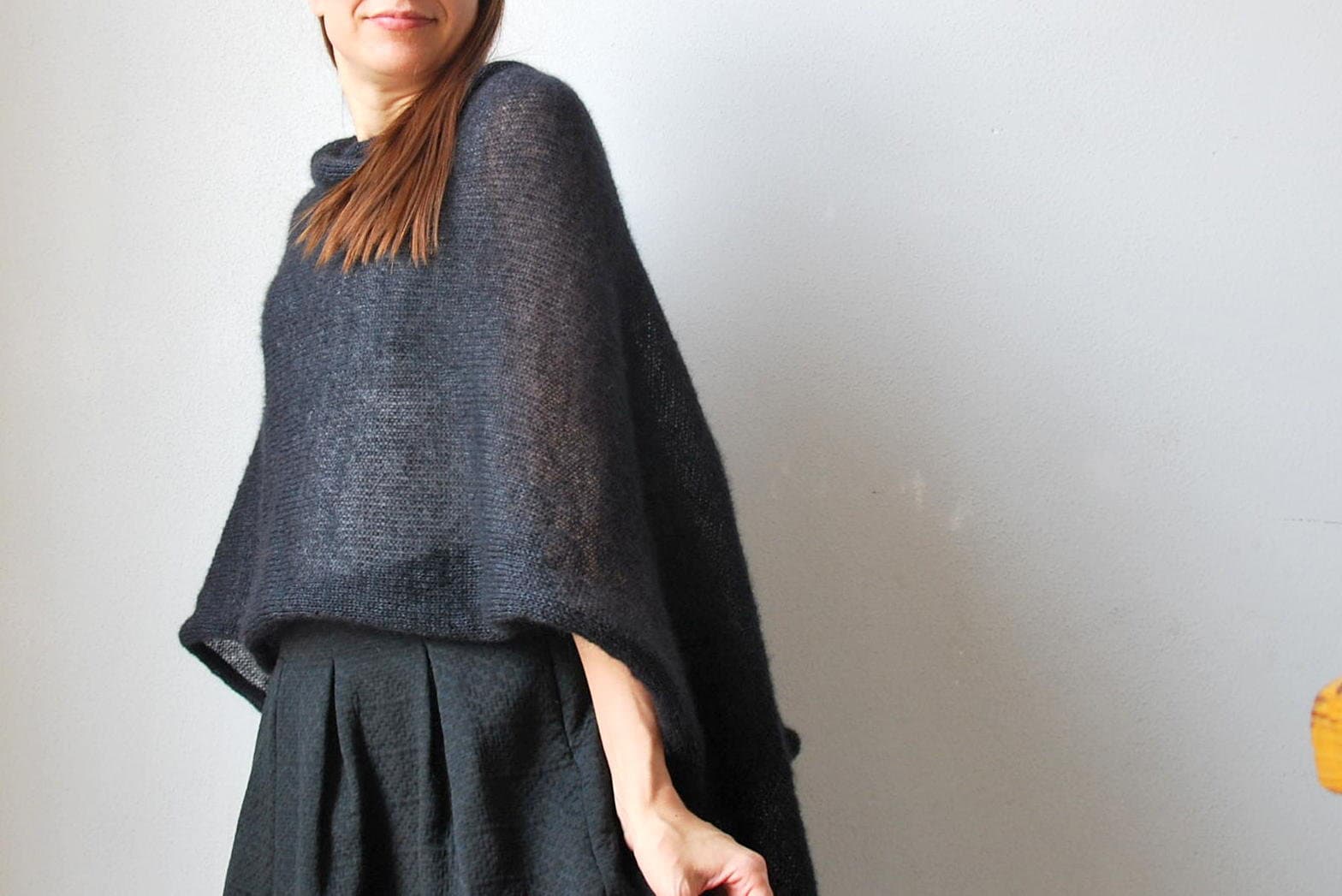 Schwarzer Mohair Seiden-Hochzeits-Schal Leichter Brautschal von RDesignStore