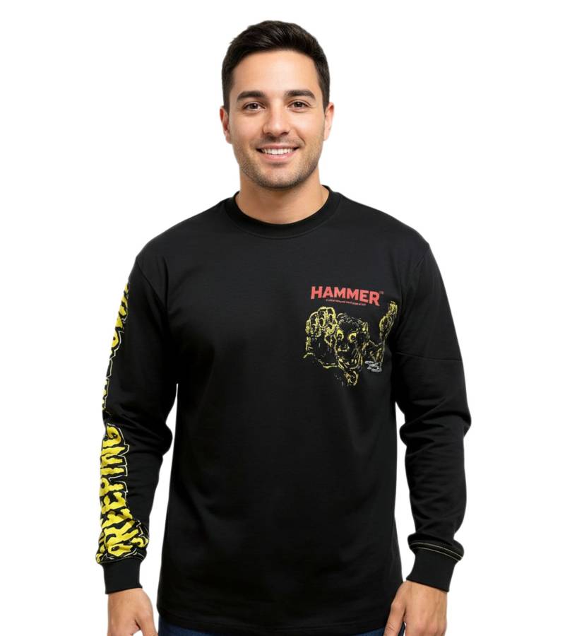 RE:COVERED X Hammer Horror Creeping Unknown Herren Langarm-Shirt mit großem Rücken-Print Baumwoll-Longsleeve Pullover RCSTC110 Schwarz von RE:COVERED