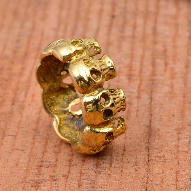 Messing Totenkopf Ring Gothic Gold Ton Biker Band von REALJEWELRYJAIPUR