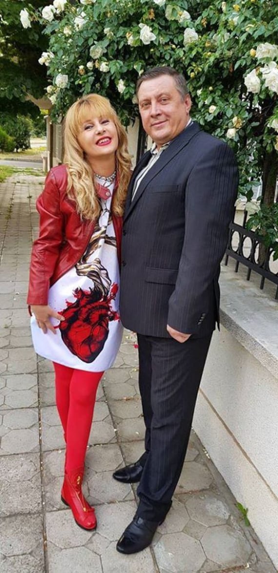 A-Linie Kleid Weißes Kleid Mit Roten Herzen Und Herbst Baum Print von REBELLYANN