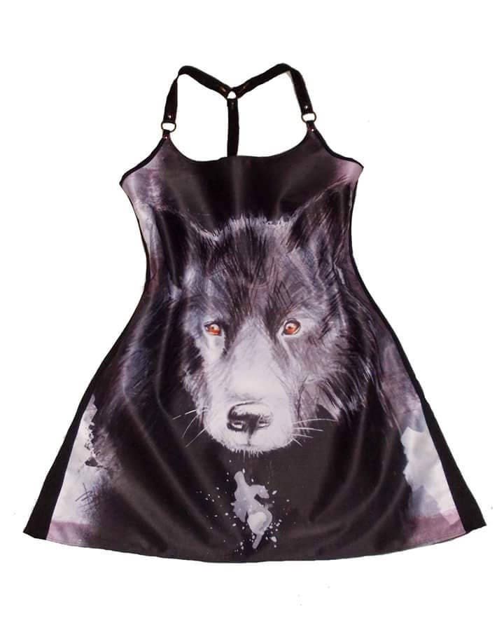 Schwarzes Tank Top Kleid Totenkopf/Wolf Muster, Leder Akzente von REBELLYANN