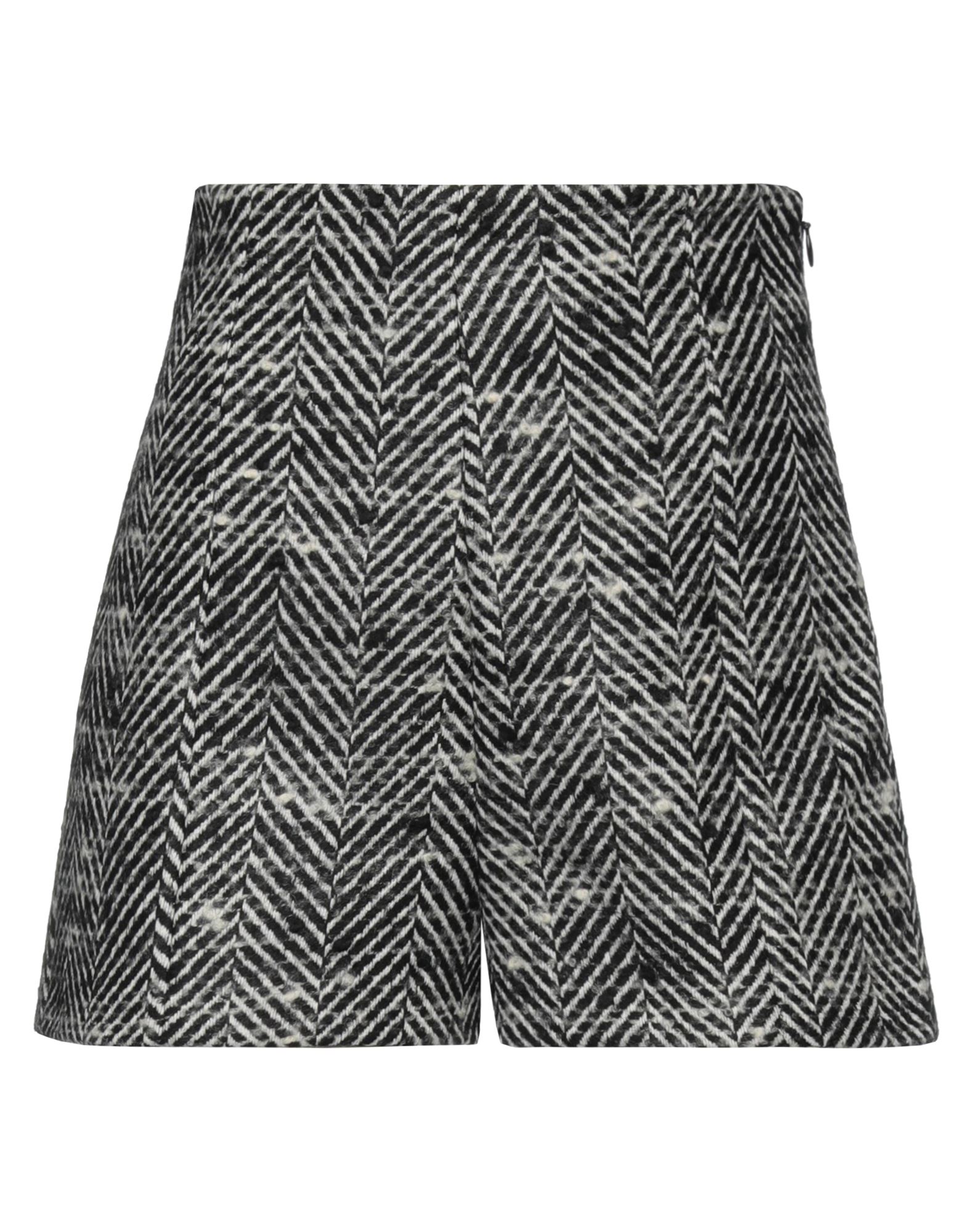 RED Valentino Shorts & Bermudashorts Damen Schwarz von RED Valentino