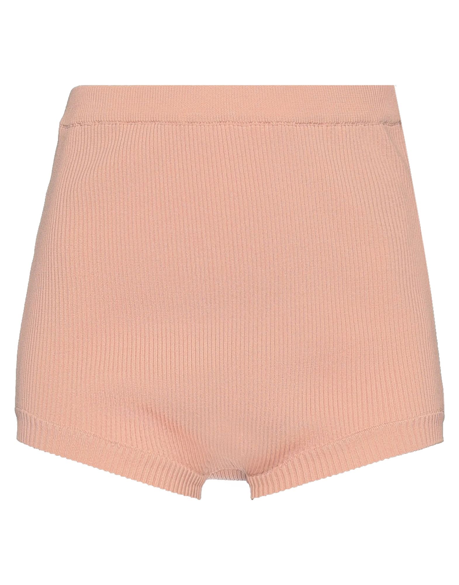 RED Valentino Shorts & Bermudashorts Damen Hellrosa von RED Valentino