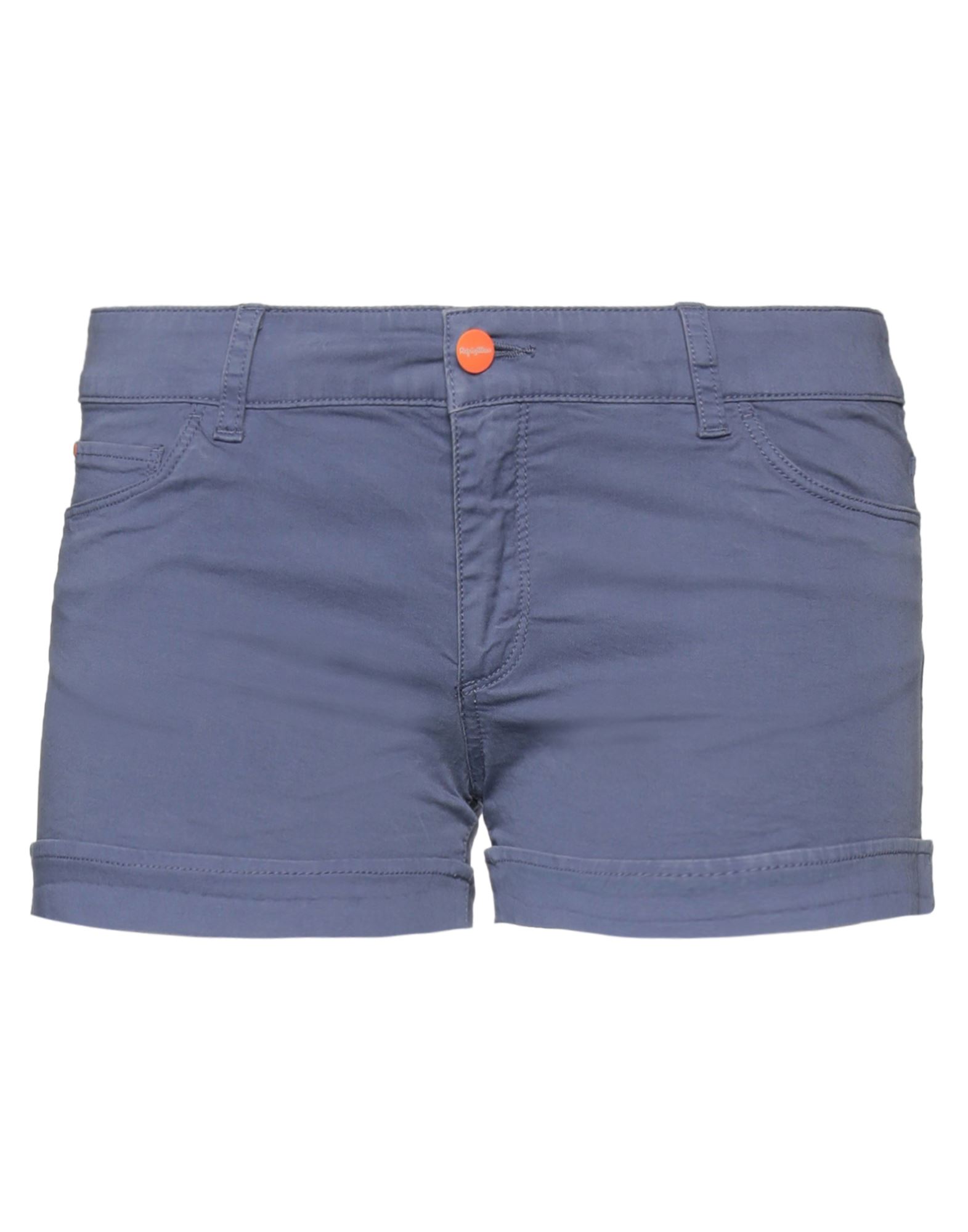 REFRIGIWEAR Shorts & Bermudashorts Damen Taubenblau von REFRIGIWEAR