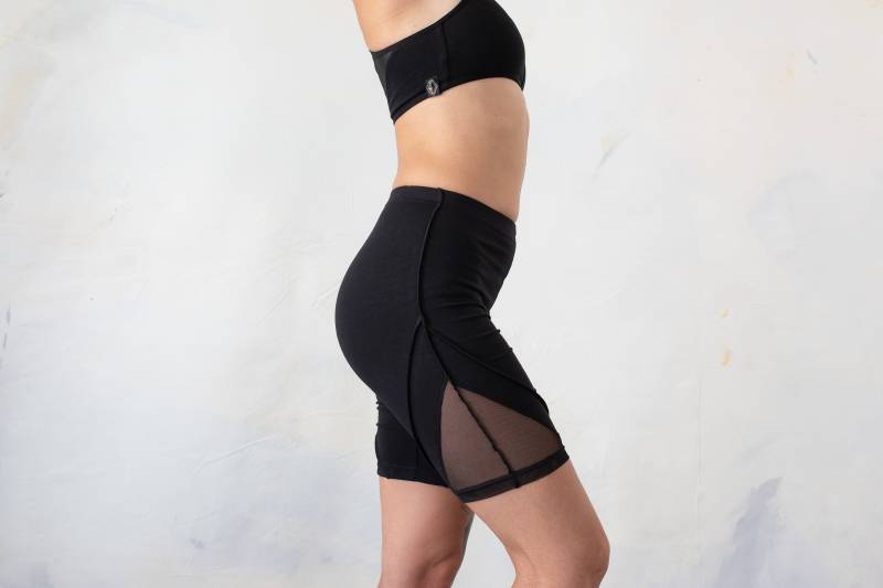 Mesh Biker - Mit Transparentem Netzstoff Und Sichtbaren Nähten Schwarz von REGENBOGENSCHWARZ