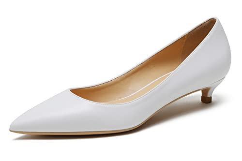 REKALFO Spitz zulaufende Absätze für Damen Matt Damenpumps mit Kitten Heel Slip On Damenschuhe für Hochzeitsfeier Urlaub Weiß 41 EU von REKALFO