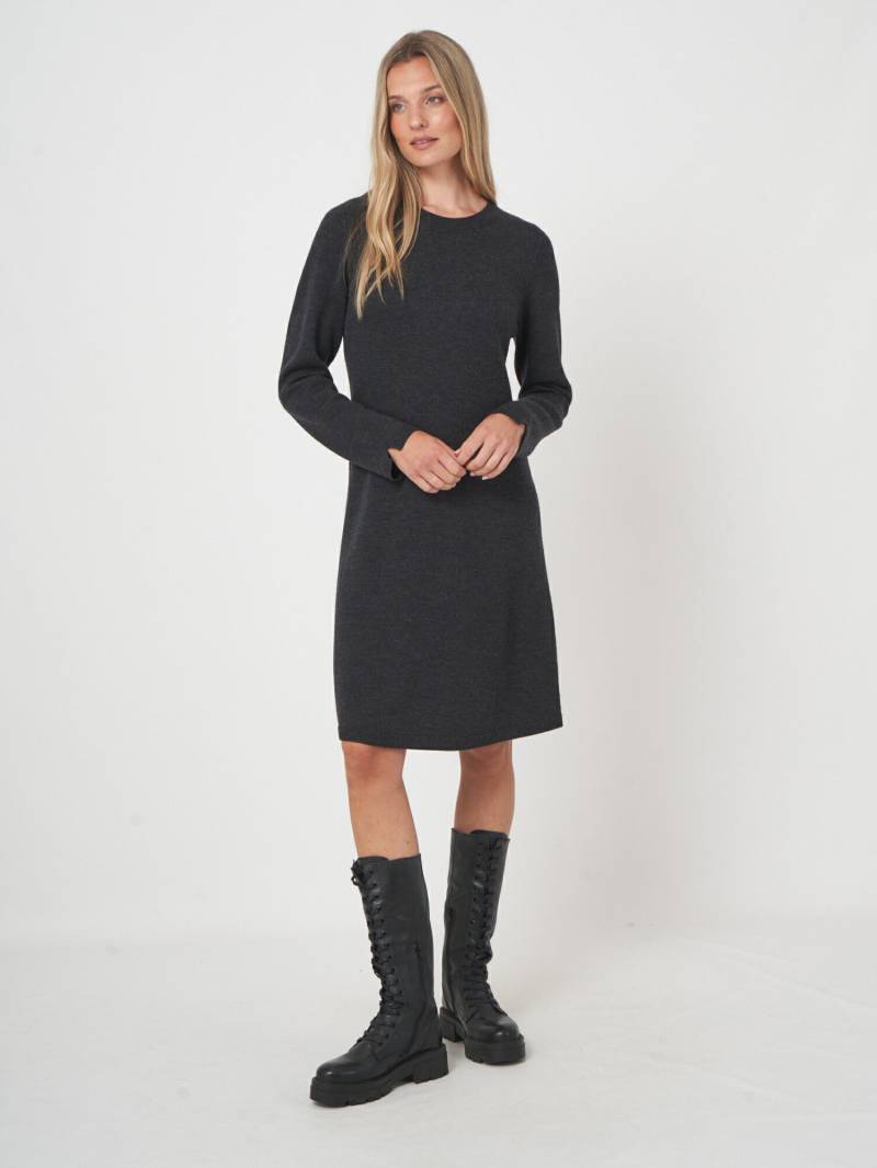 A-Linien-Kleid aus extrafeiner Merinowolle von REPEAT cashmere