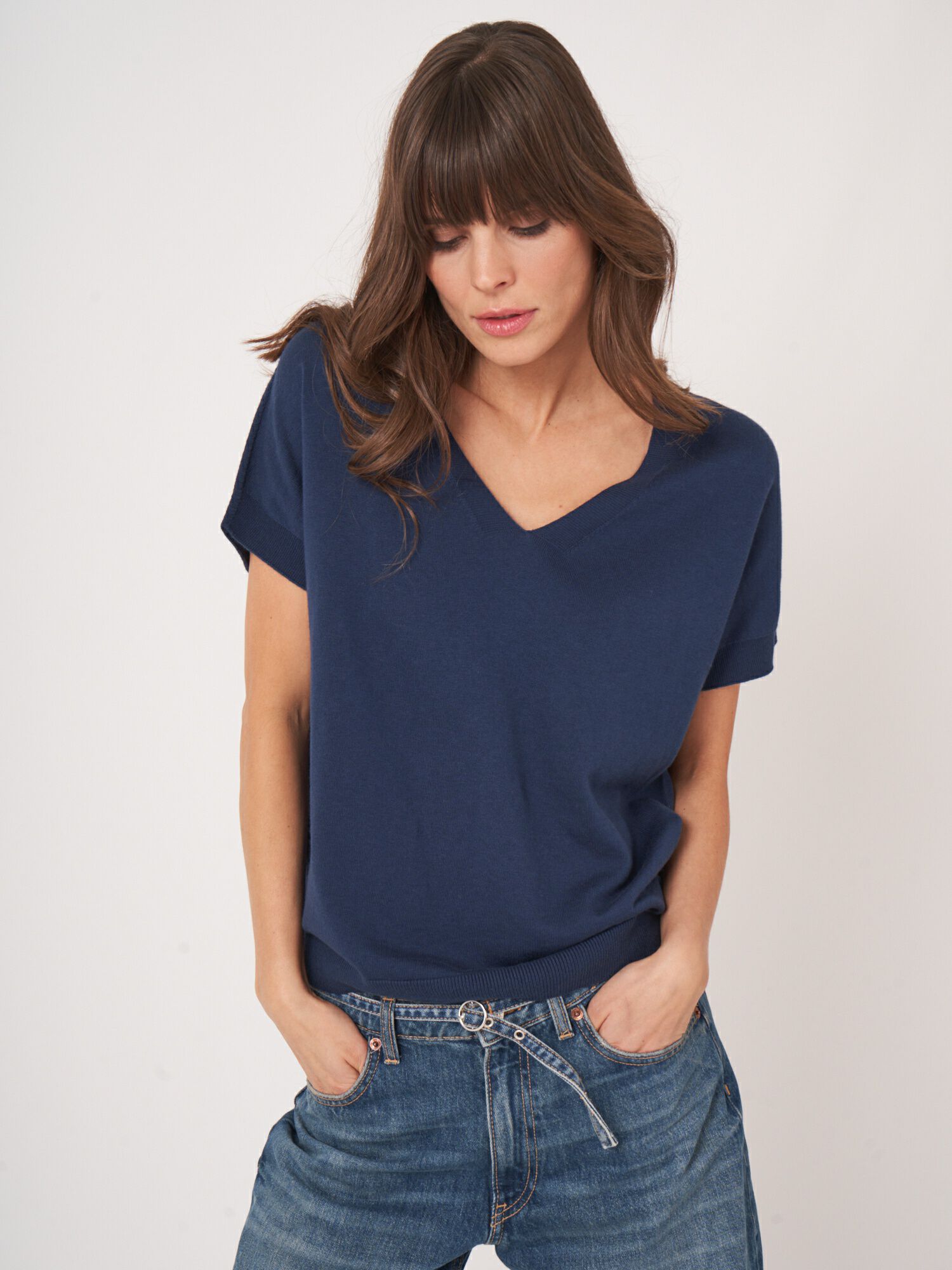 Ärmelloser Pullover im feinem Rippenstrick aus Kaschmir-Baumwollmischung von REPEAT cashmere