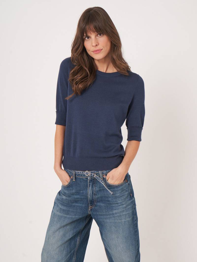 Basic Feinstrick-Pullover mit V-Ausschnitt aus Baumwollmischung von REPEAT cashmere
