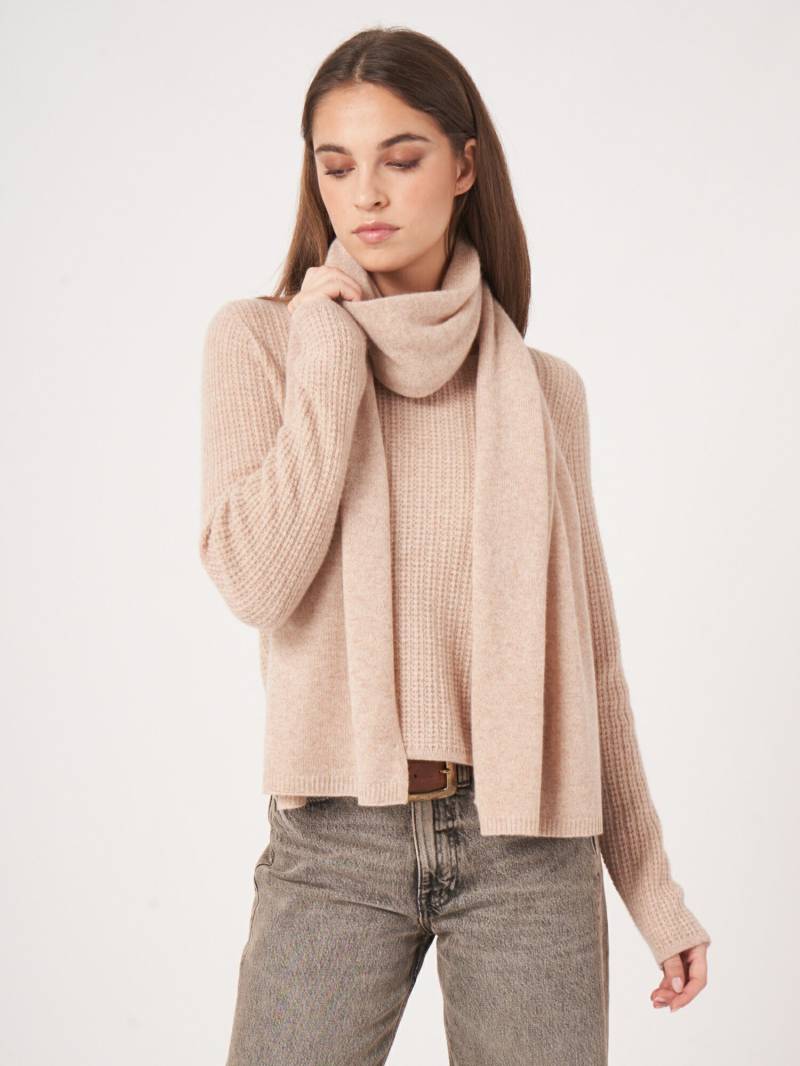 Basic Feinstrick-Schal aus Bio-Kaschmir von REPEAT cashmere